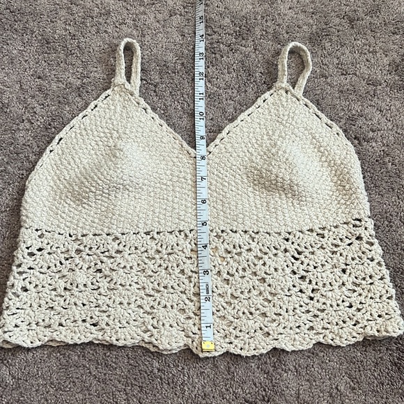 HOLLISTER • Crochet Top - Picture 5 of 7